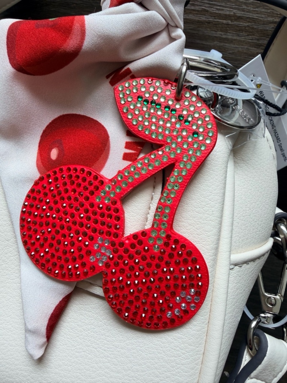 Steve Madden Vanilla Cherry Accent Satchel/Crossbody ✨Rare✨ - Picture 4 of 11